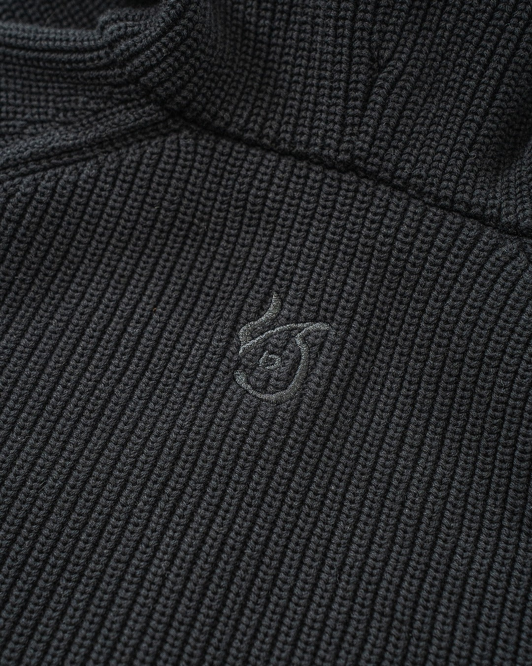 Eclipse Shufu Knit Zipup